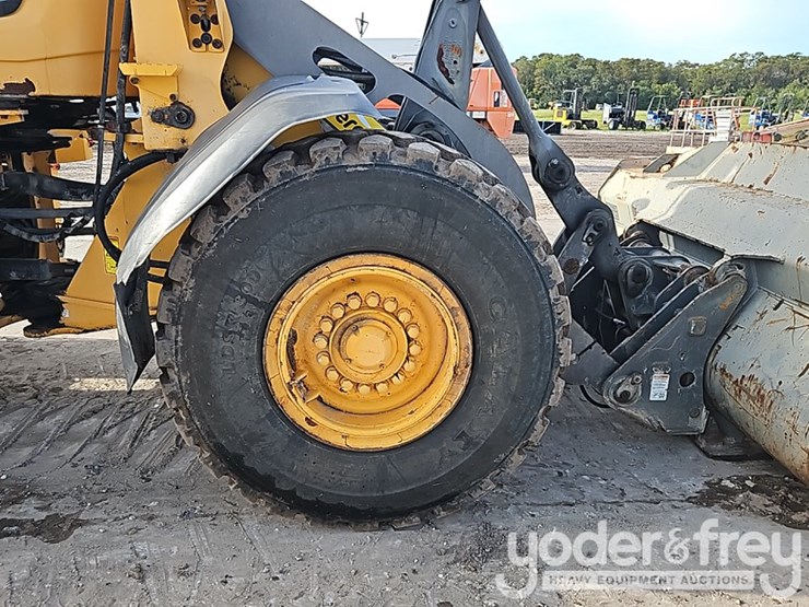 2019-volvo-l70h-image-10