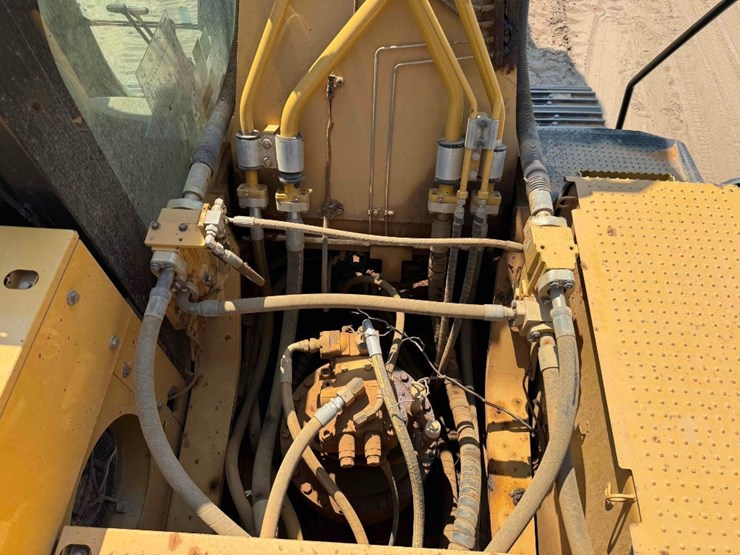 2014-caterpillar-336el-image-27