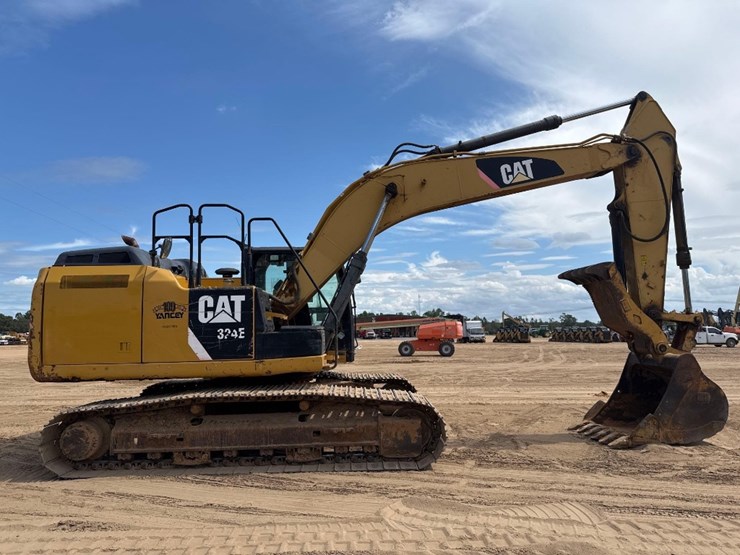 2014-caterpillar-324el-image-5