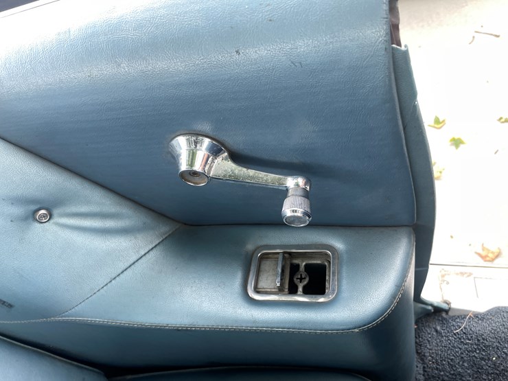 1965-ford-50-image-29
