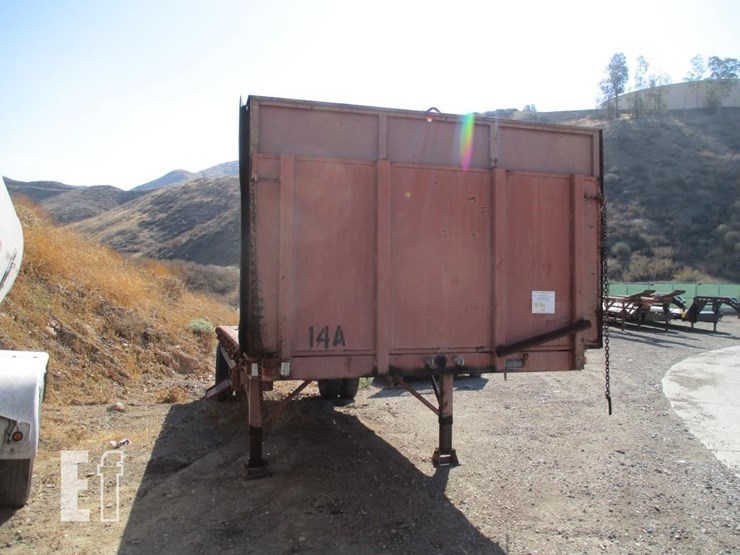 2000-utility-flatbed-image-3