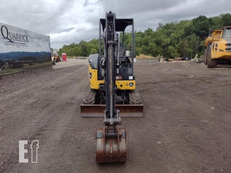 2022-deere-26g-image-2
