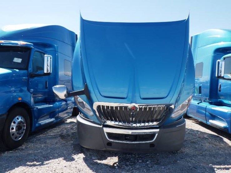 2019-international-lt-image-17