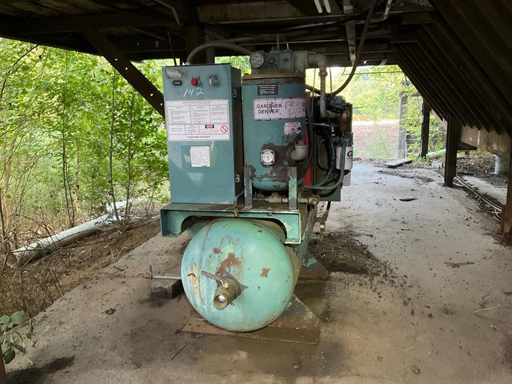 #142-•-gardner-denver-air-compressor-image-19