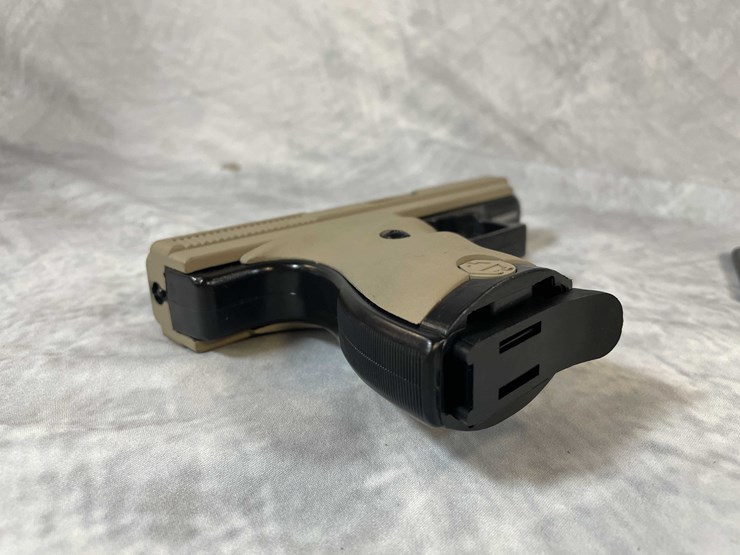 #4791-•-hi-point-p9-9mm-luger-pistol,-sn:-p10189698-image-5