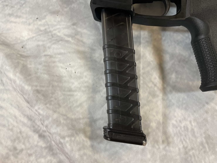 #4792-•-utas-ut-9-mini-machine-9mm-luger-pistol,-sn:-ut-24a005023-image-21