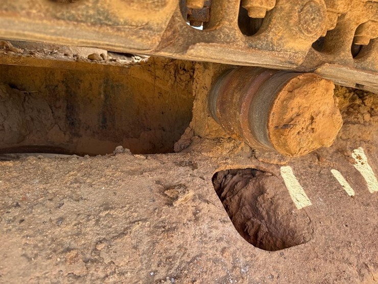 2014-caterpillar-324el-image-15