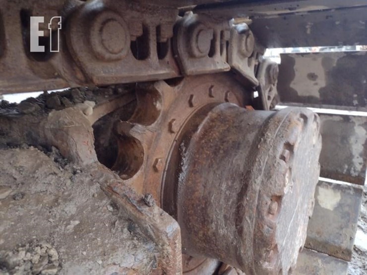 2006-deere-120c-image-27