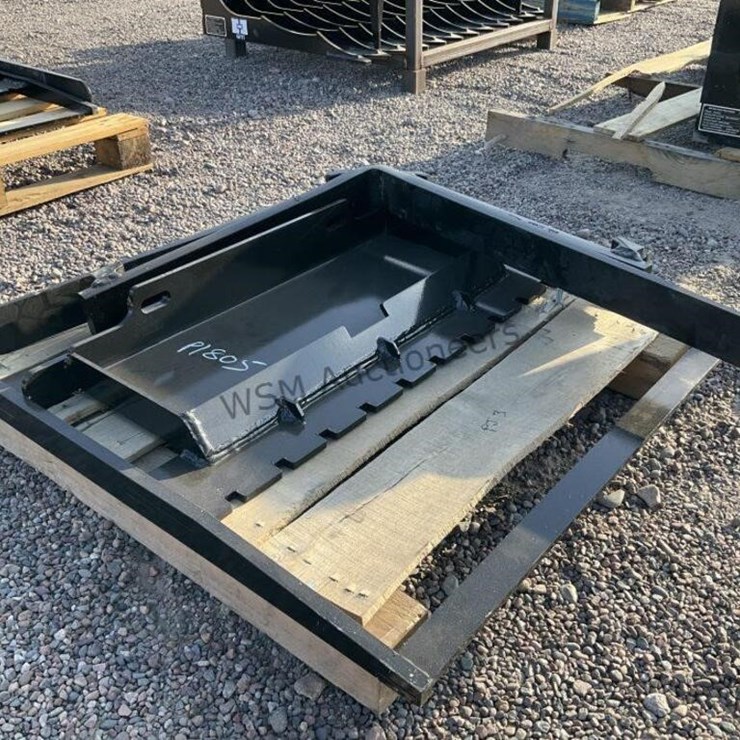 30IN FORKS FOR STAND UP SKID STEER