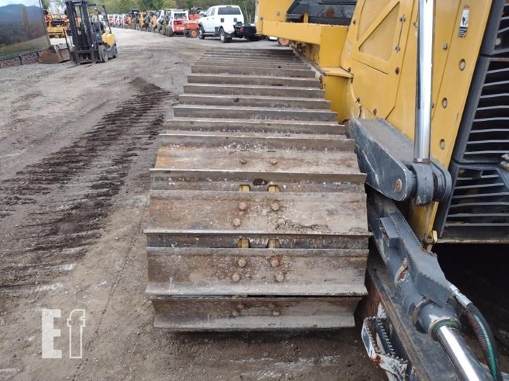2020-deere-850l-lgp-image-40