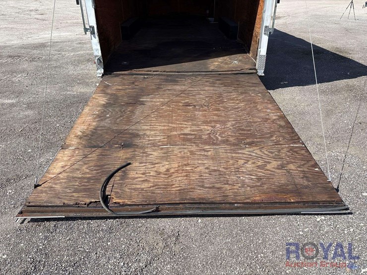 24ft-t/a-enclosed-cargo-trailer-image-8