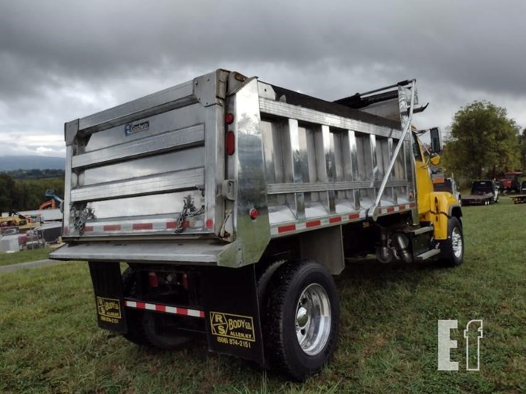 2016-western-star-4700-image-33