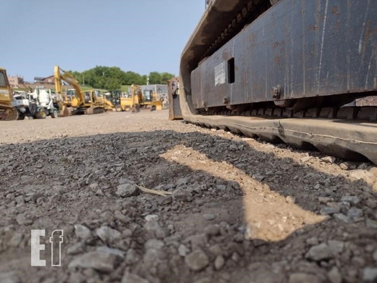 2018-deere-35g-image-30