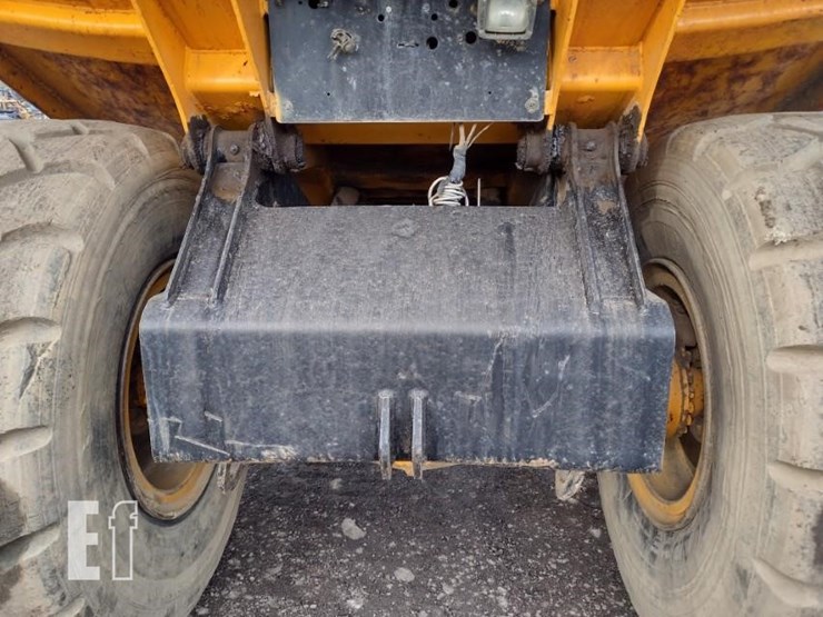 jcb-718-image-19
