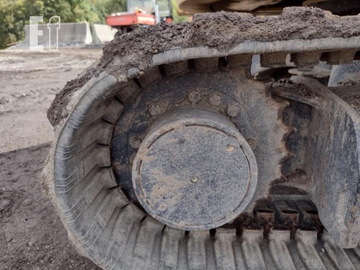 2022-deere-35g-image-37