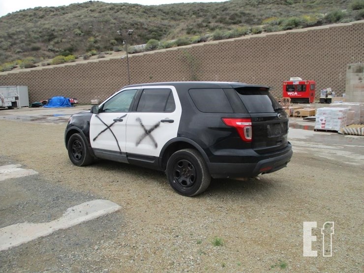 2014-ford-explorer-image-4