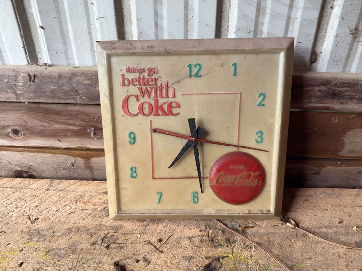 coca-cola-clock-image-1