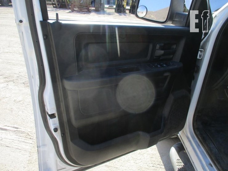 2014-dodge-ram-1500-image-14