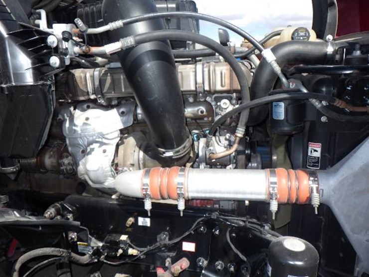 2020-freightliner-cascadia-126-image-17