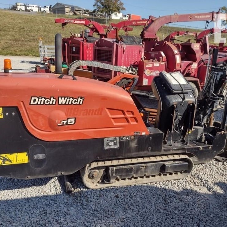 DITCH WITCH JT5