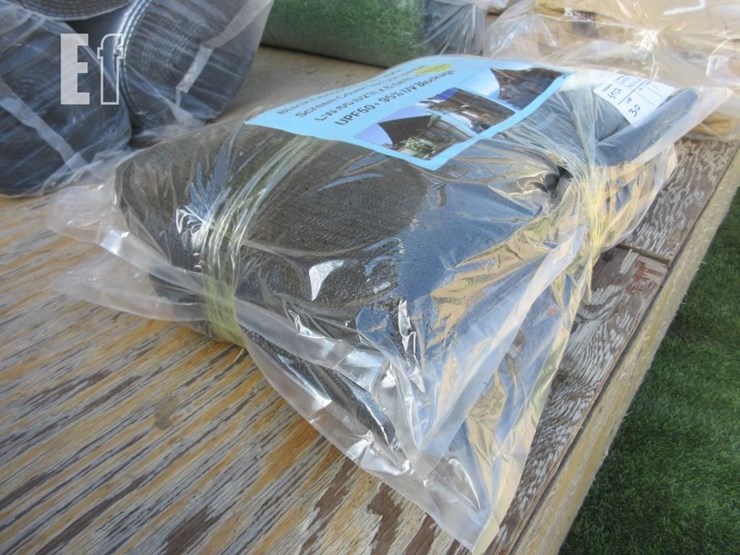 (2)-black-outdoor-patio-fabric-screens-image-2