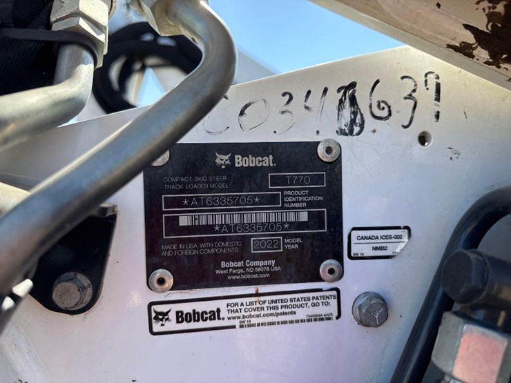 2022-bobcat-t770-image-16