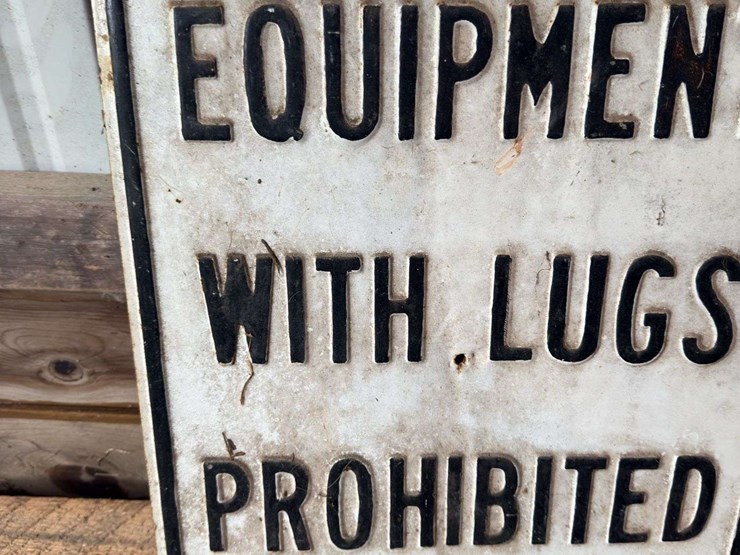 equipment-with-lugs-prohibited-image-3