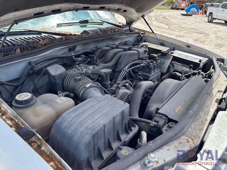 2005-ford-explorer-image-7