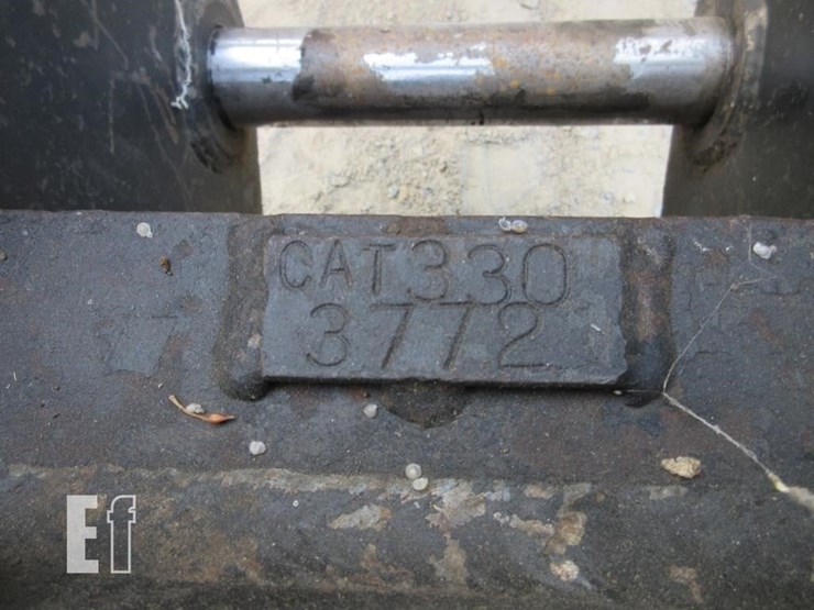caterpillar-330-image-3