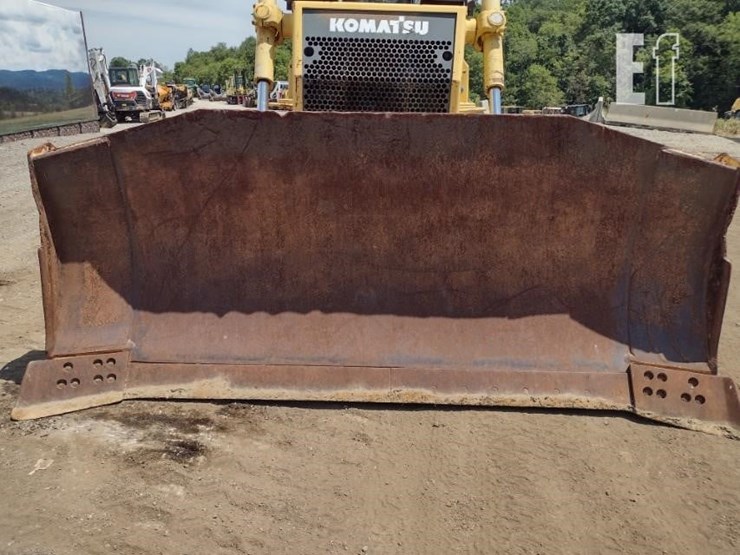 2004-komatsu-d65ex-15-image-17