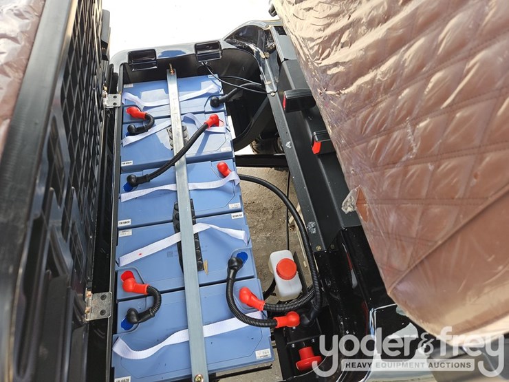 sdlanch-sdlgc100-golf-cart,-6-seater-image-14