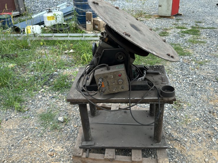 #134-•-custom-welding-turn-table-image-2