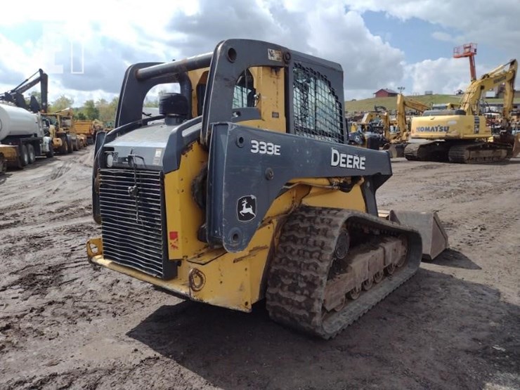 2015-deere-333e-image-38