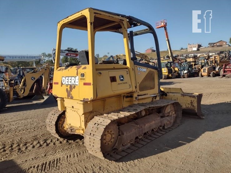 2004-deere-550h-lt-image-42