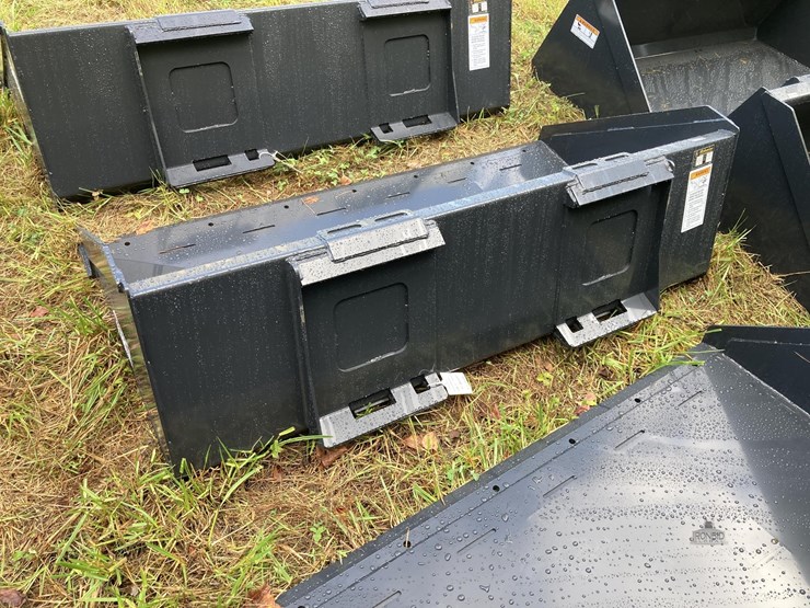 wolverine-tdb-11-72w-74"-skid-steer-bucket-image-2