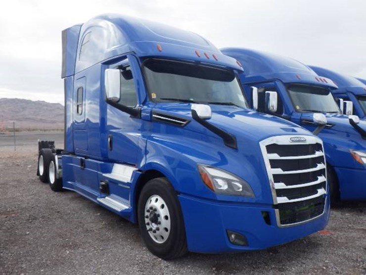 2024-freightliner-cascadia-126-image-2