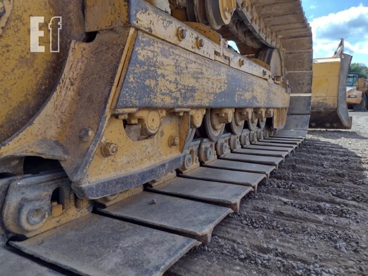 2004-deere-650h-image-34