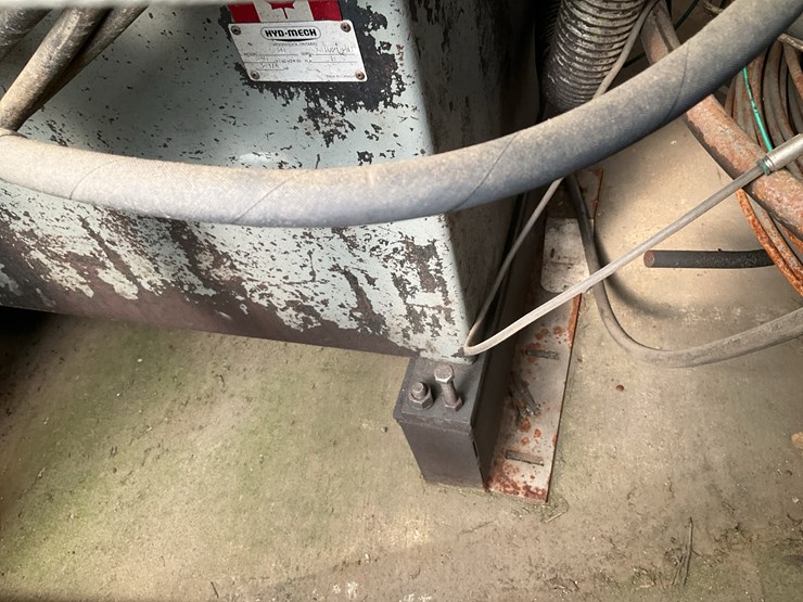 #111-•-hyd-mech-metal-band-saw-image-15