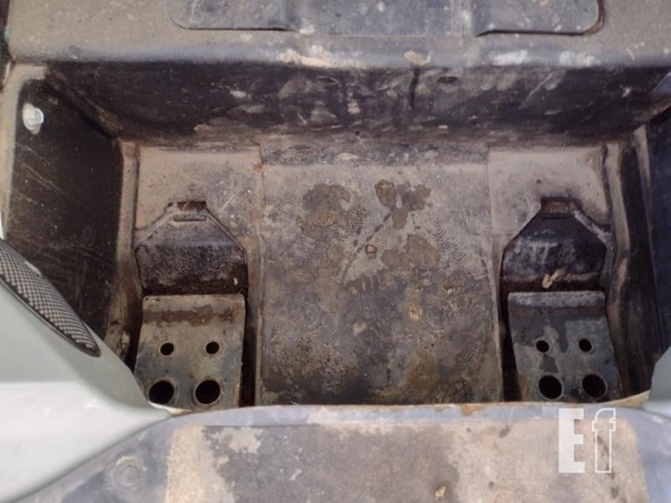 2021-bobcat-t870-image-13