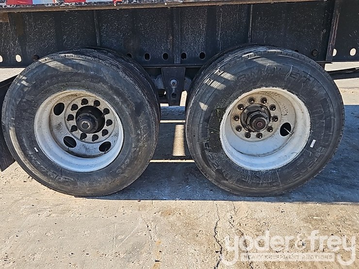 2002-utility-flatbed-image-15