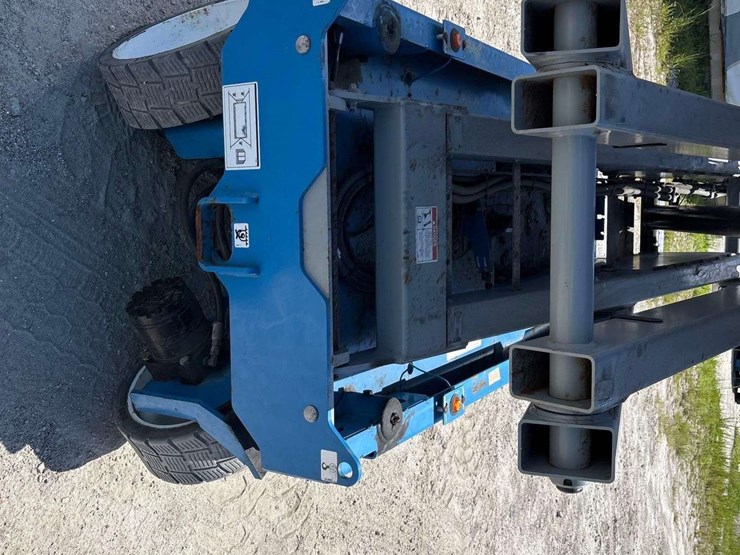 2019-genie-gs-3232-32ft-electric-scissor-lift-image-5