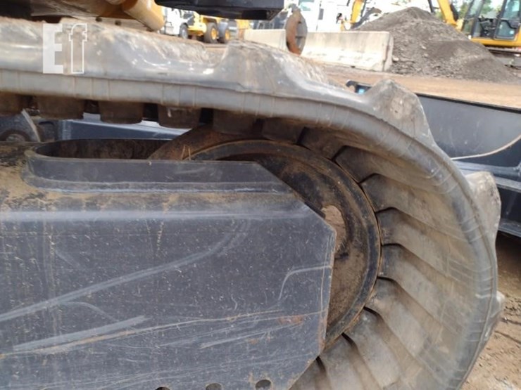 2023-deere-35g-image-32