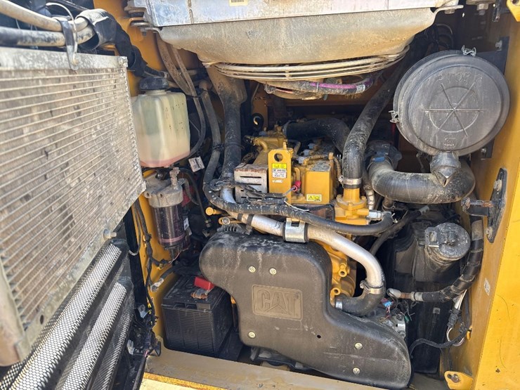 2019-caterpillar-279d-image-19