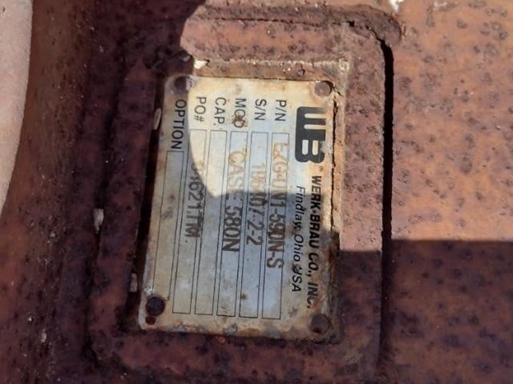 case-580m-image-2