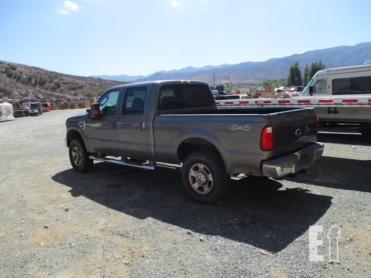 2010-ford-f250-image-3