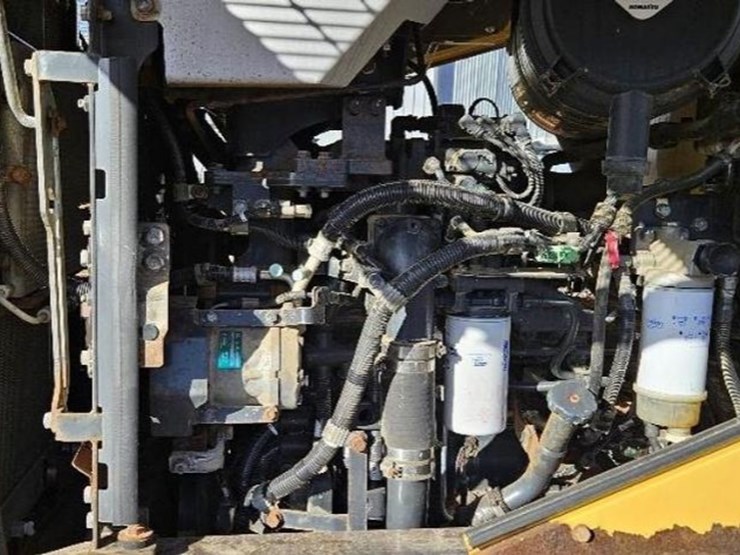 2014-komatsu-wa270-7-image-15
