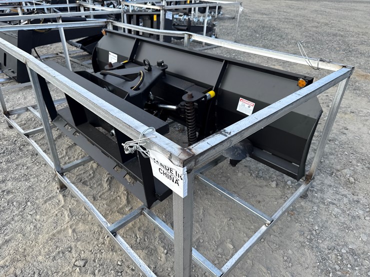 #2067-•-unused-jct-6'-skid-steer-dozer-blade-inv#-27489-image-4