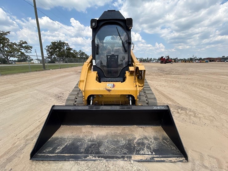 2020-caterpillar-299d3-xe-image-3