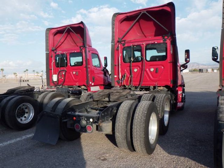 2019-freightliner-cascadia-116-image-6