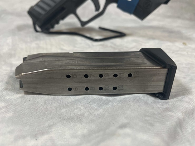 #4813-•-stoeger-str-9c-9mm-luger-pistol,-sn:-t6429-25s01975-image-24
